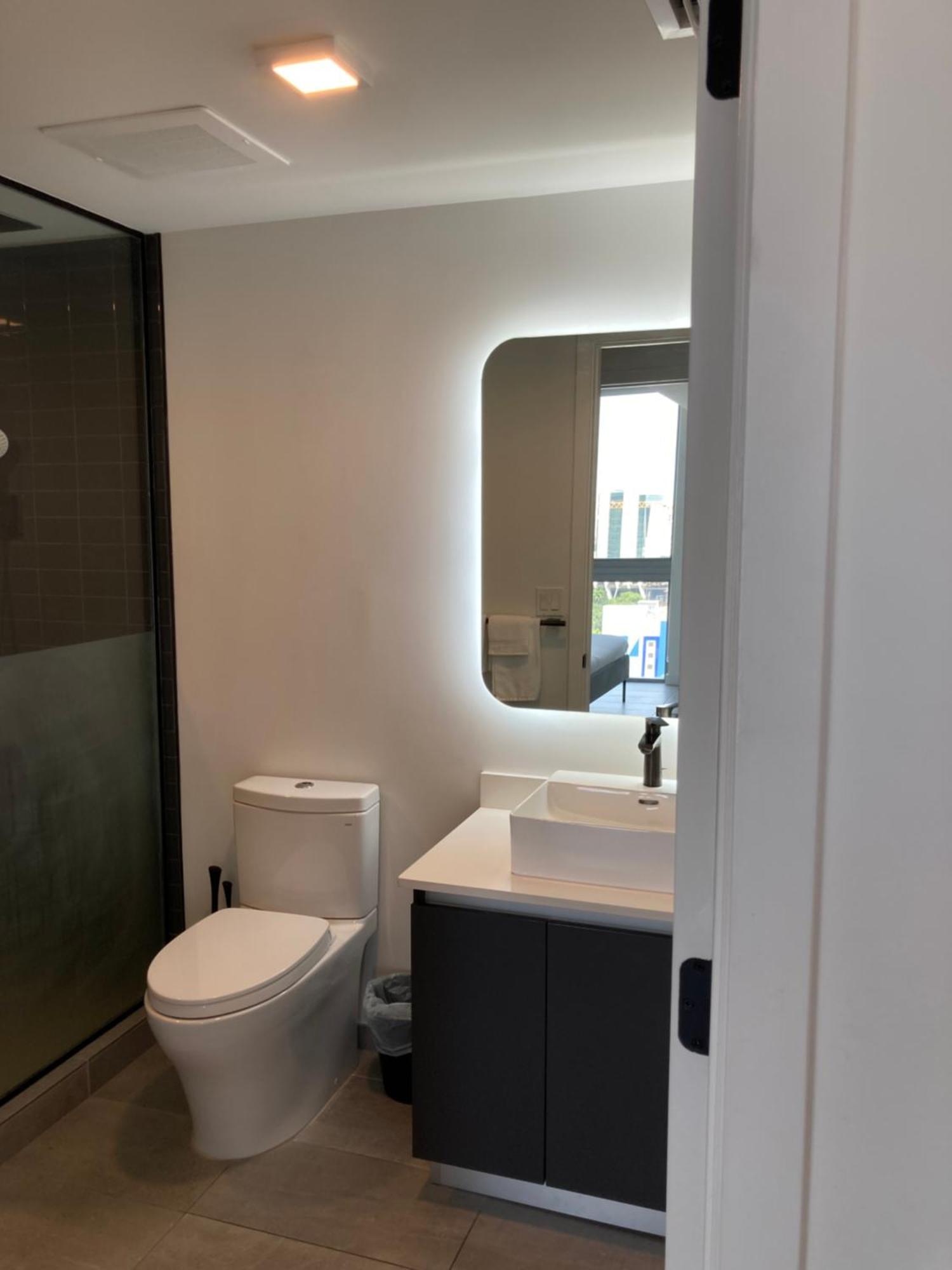 Appartamento Brand New Modern 1 Bedroom Unit Downtown