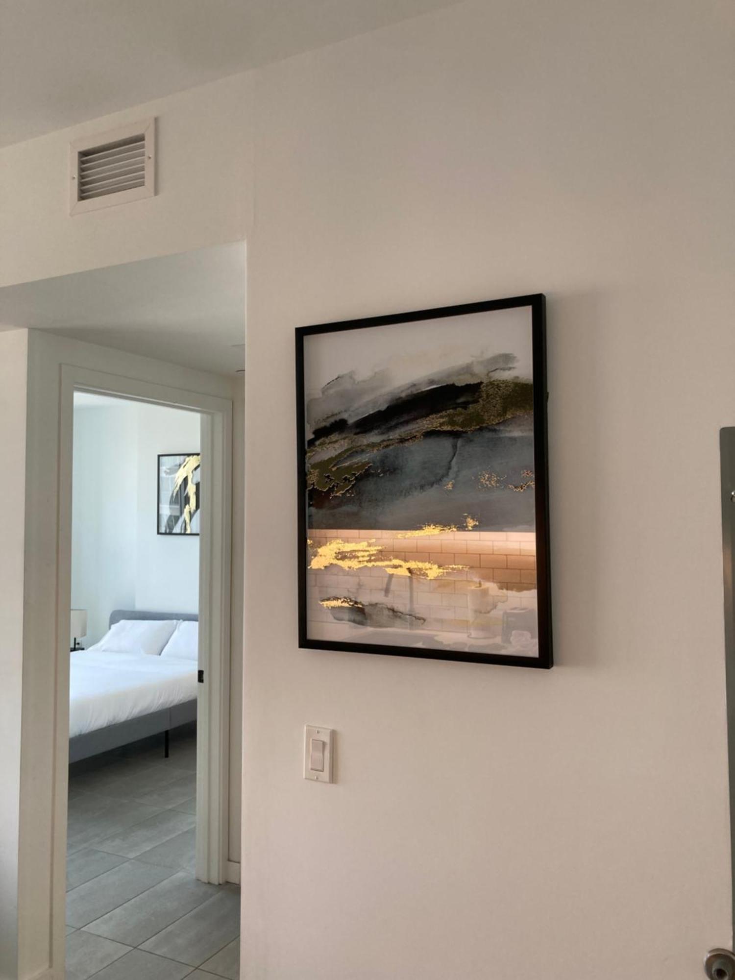 Appartamento Brand New Modern 1 Bedroom Unit Downtown