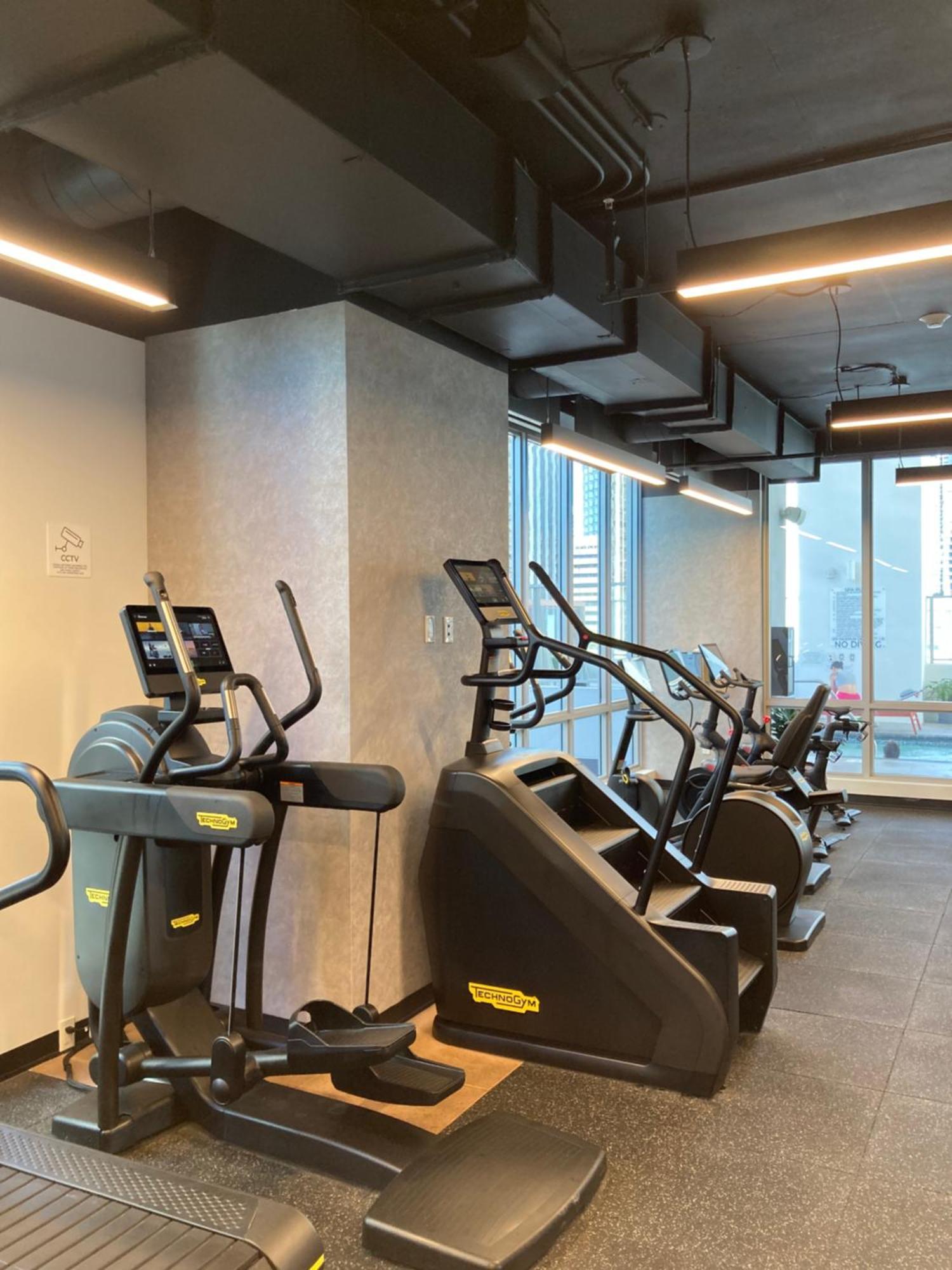 Brand New Modern 1 Bedroom Unit Downtown Apartamento